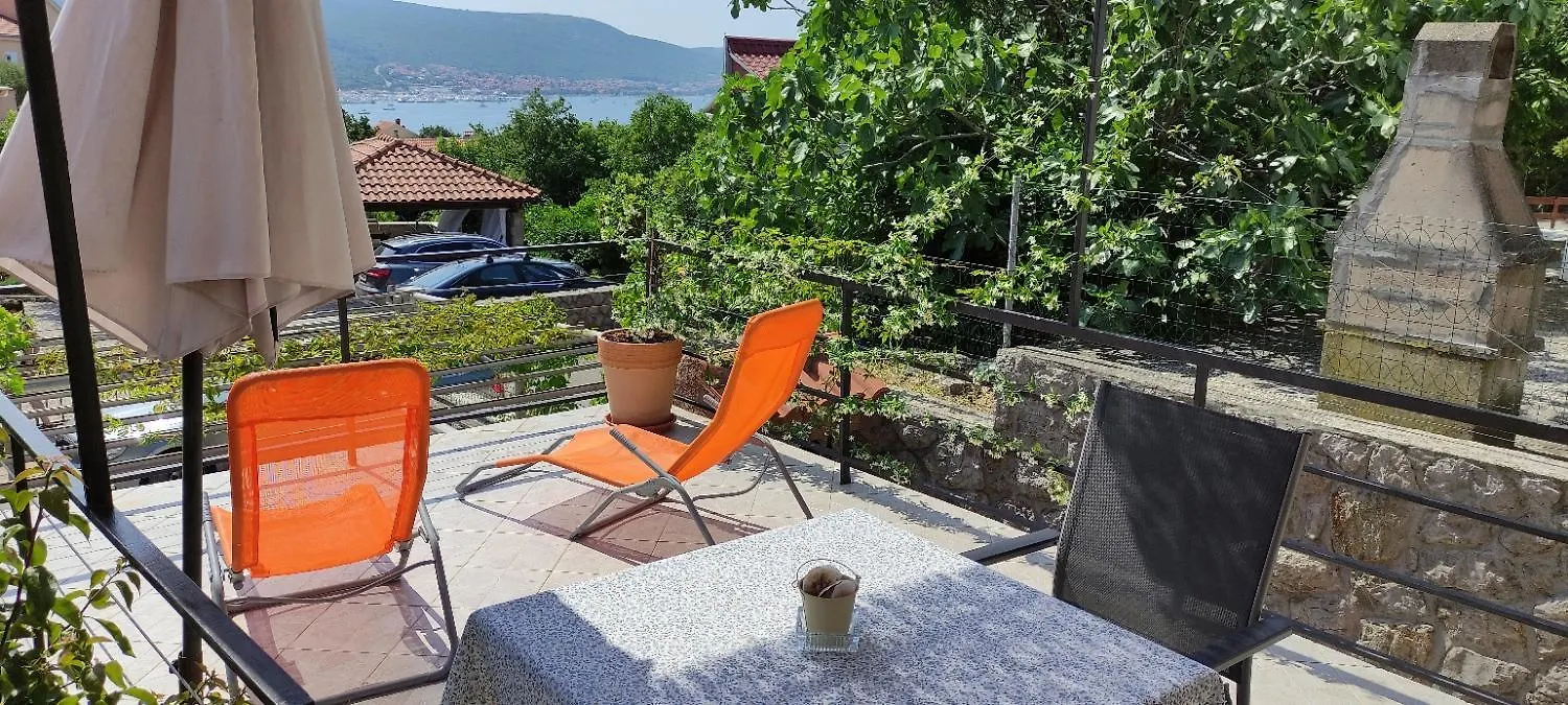 Apartments Mory Kornić